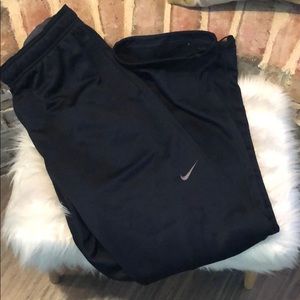 NIKE Therma-Fit lined pants